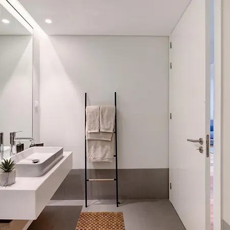Bayline - Apt Luxo Ao Lado Do Mar Lägenhet *